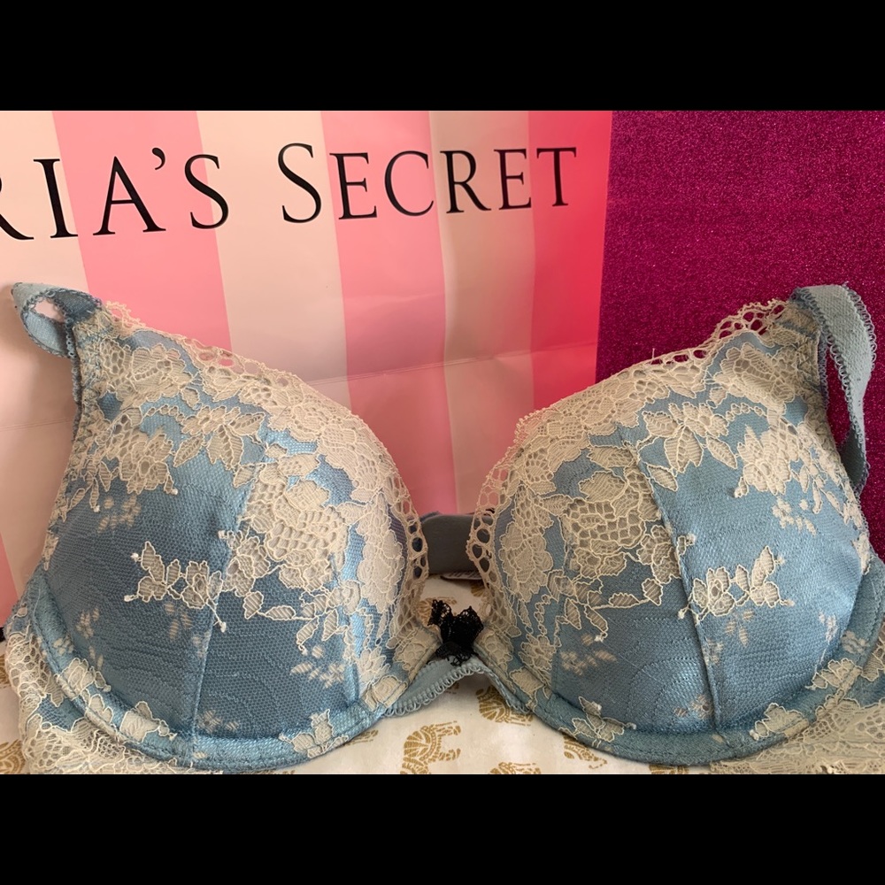 Victoria’s Secret Dream Angles Push Up Bra